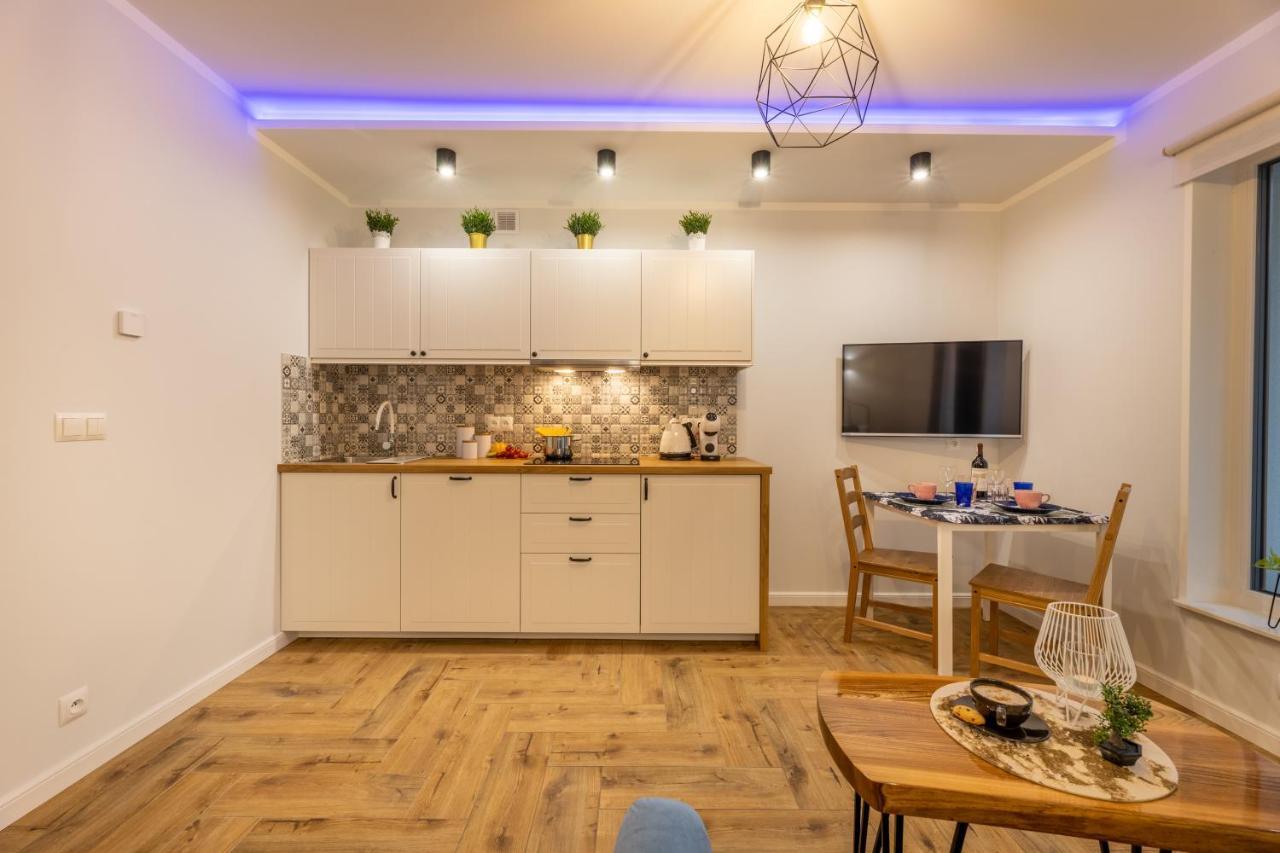Villa Kasztelan Apartamenty 下乌斯奇基 外观 照片