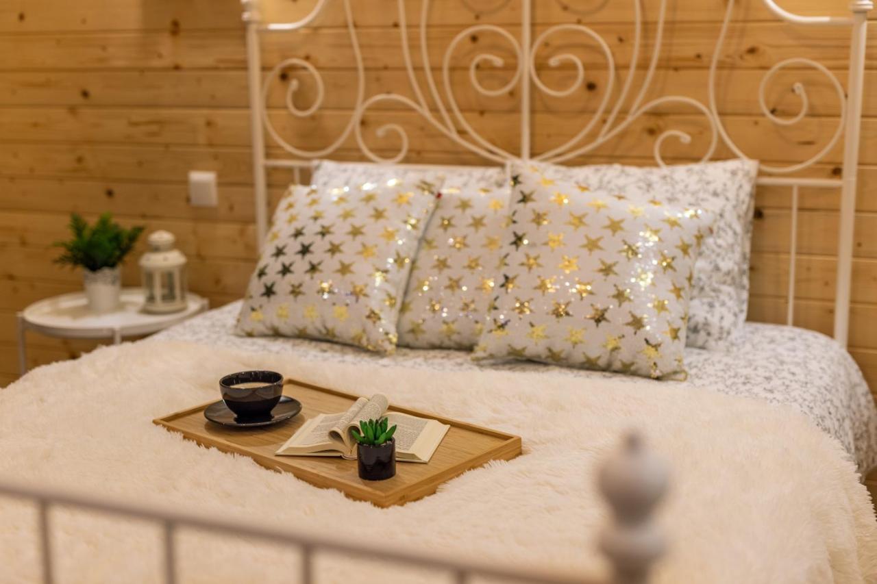 Villa Kasztelan Apartamenty 下乌斯奇基 外观 照片