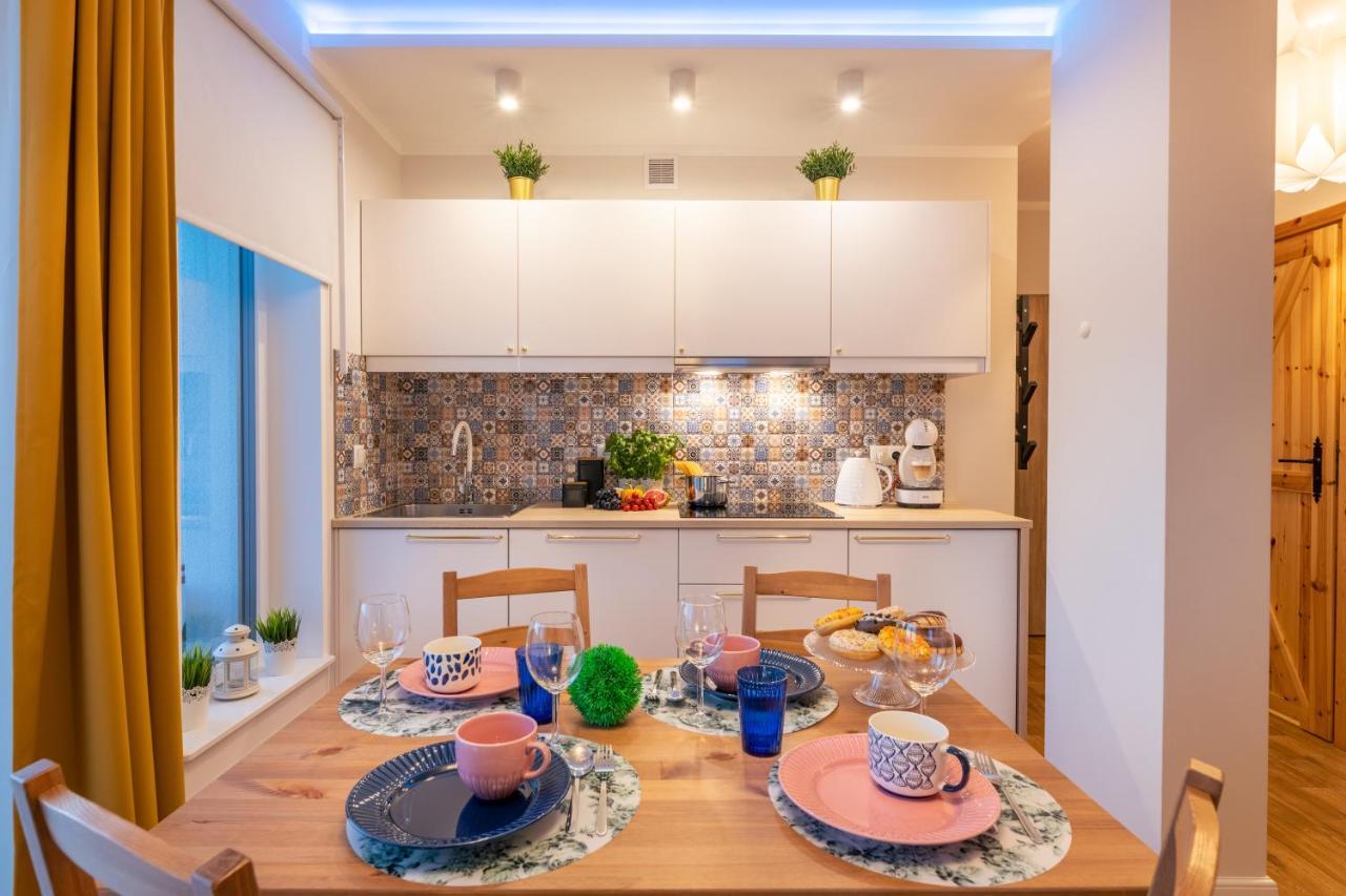 Villa Kasztelan Apartamenty 下乌斯奇基 外观 照片