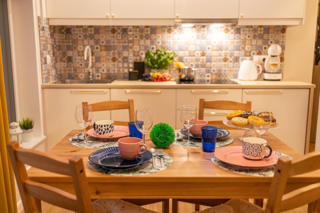 Villa Kasztelan Apartamenty 下乌斯奇基 外观 照片