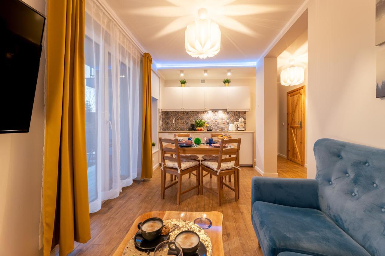 Villa Kasztelan Apartamenty 下乌斯奇基 外观 照片