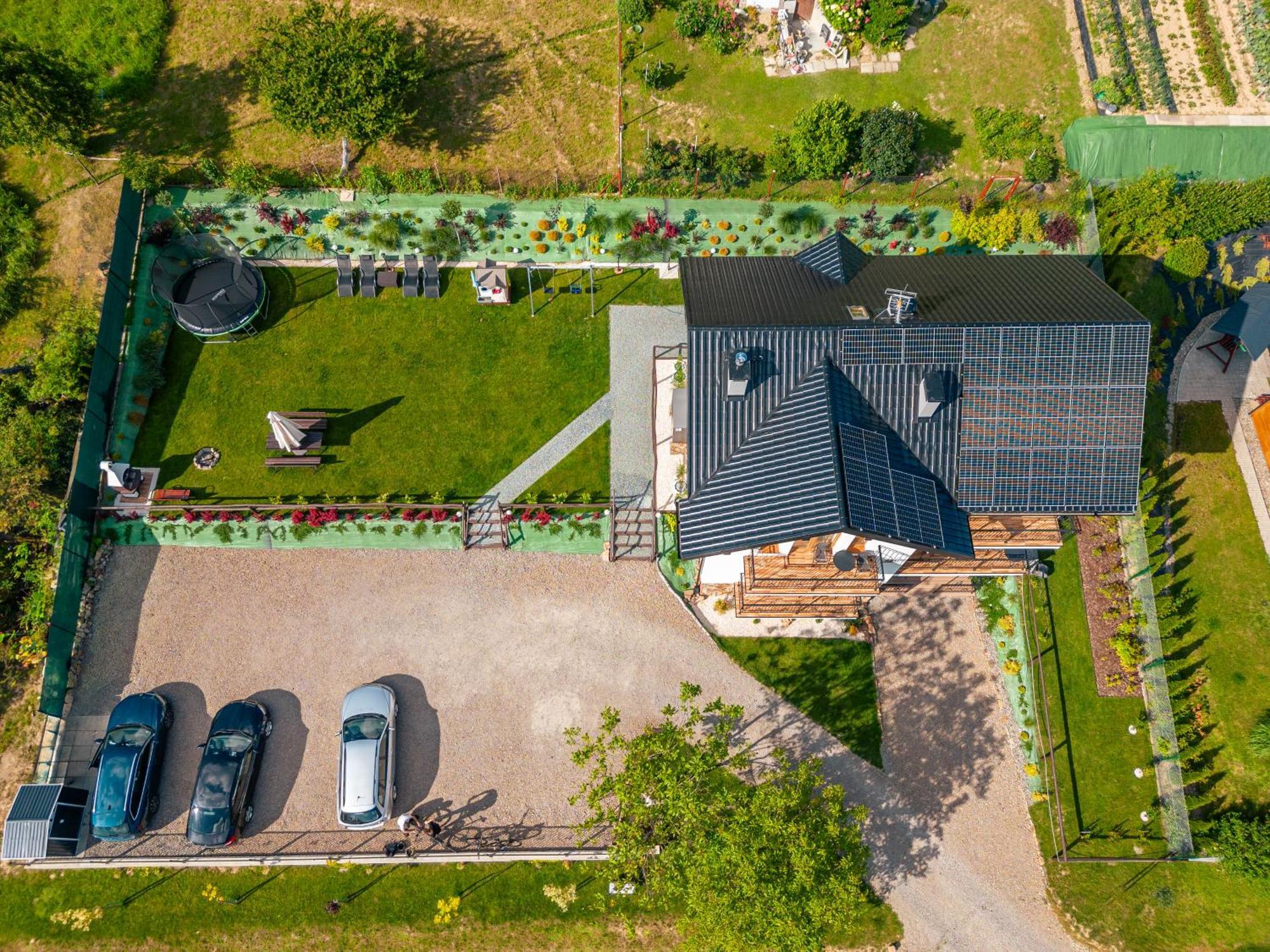 Villa Kasztelan Apartamenty 下乌斯奇基 外观 照片